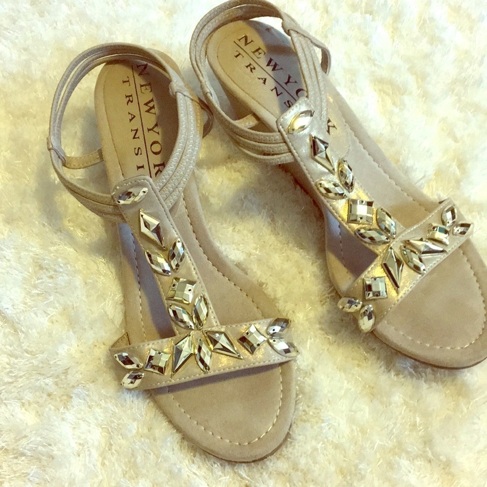Gold beaded wedges